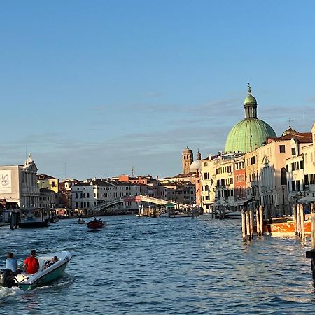 Venice Luxury Suite - Private Jacuzzi And Design Εξωτερικό φωτογραφία