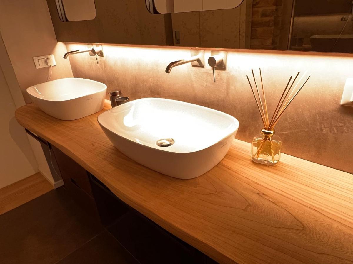 Venice Luxury Suite - Private Jacuzzi And Design Εξωτερικό φωτογραφία