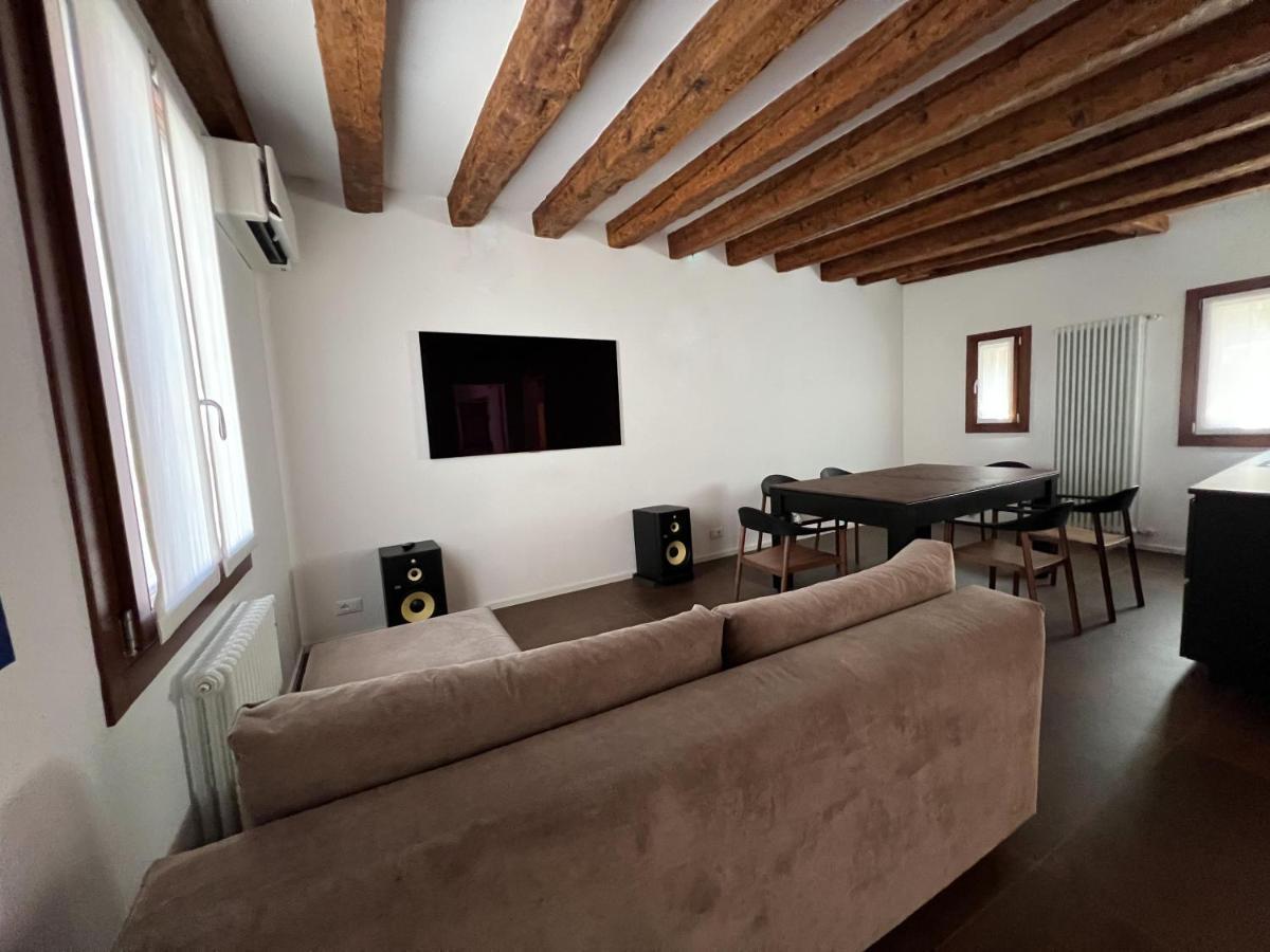 Venice Luxury Suite - Private Jacuzzi And Design Εξωτερικό φωτογραφία